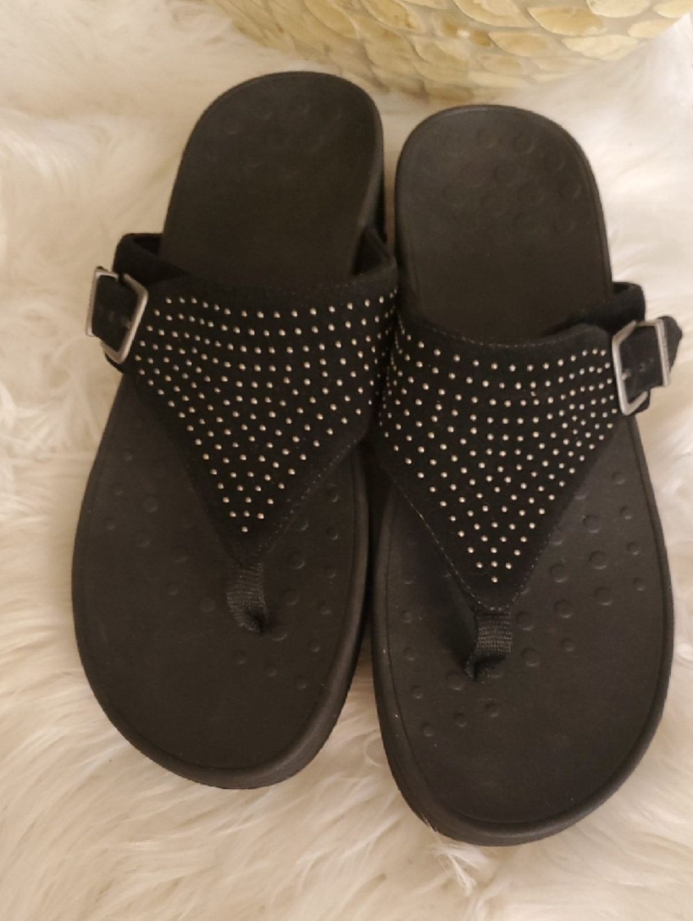 Vionic Black Studded Suede Toe-Post Sandals - Picture 13 of 14